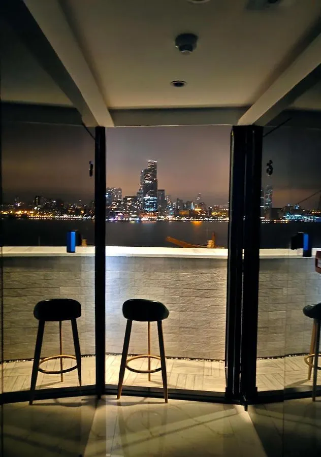 Harbour Hella Inn 香港